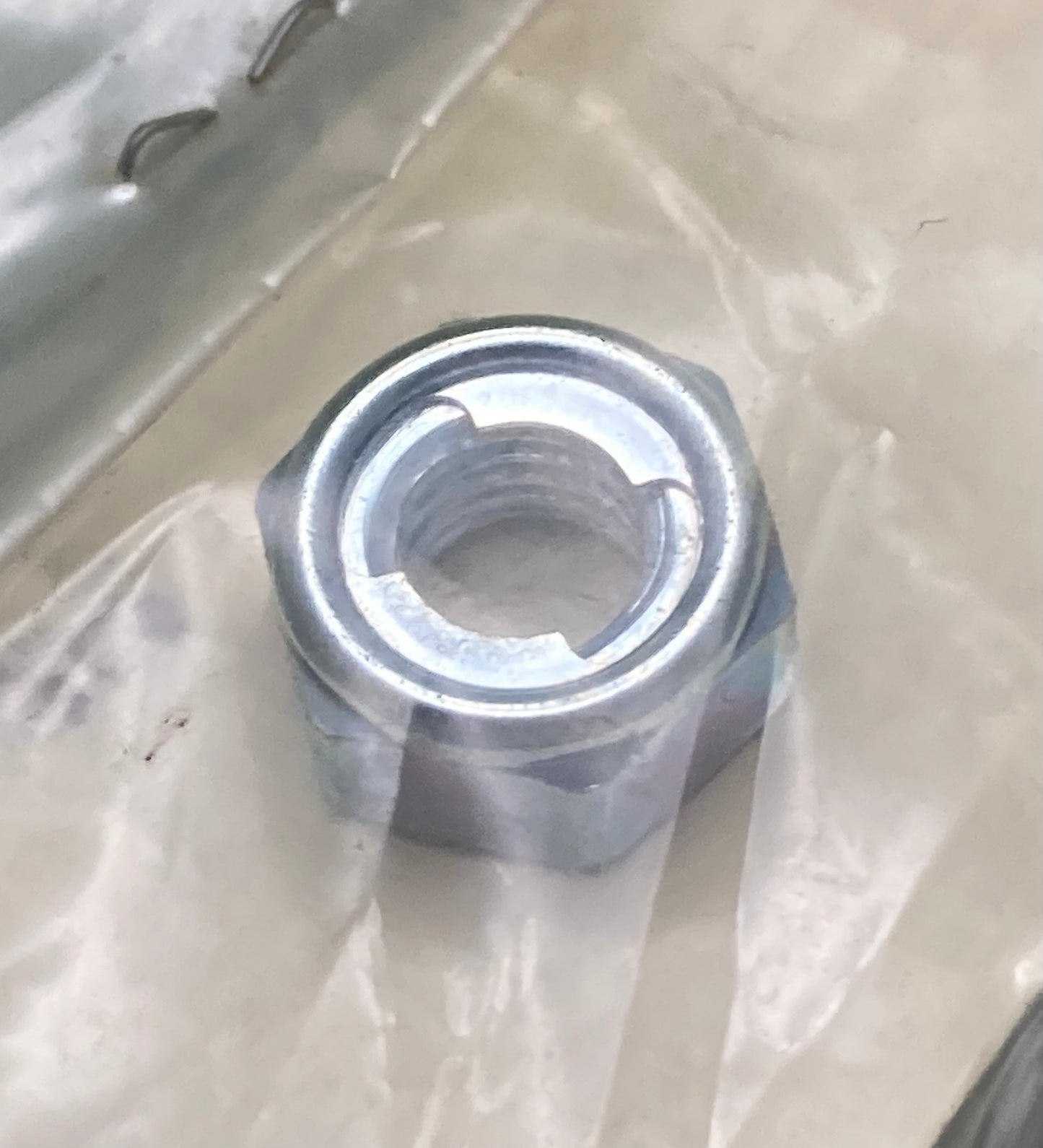 New Genuine Yamaha 90185-08089 Nut, Self-Locking, (3Y2); 90185-08089-00