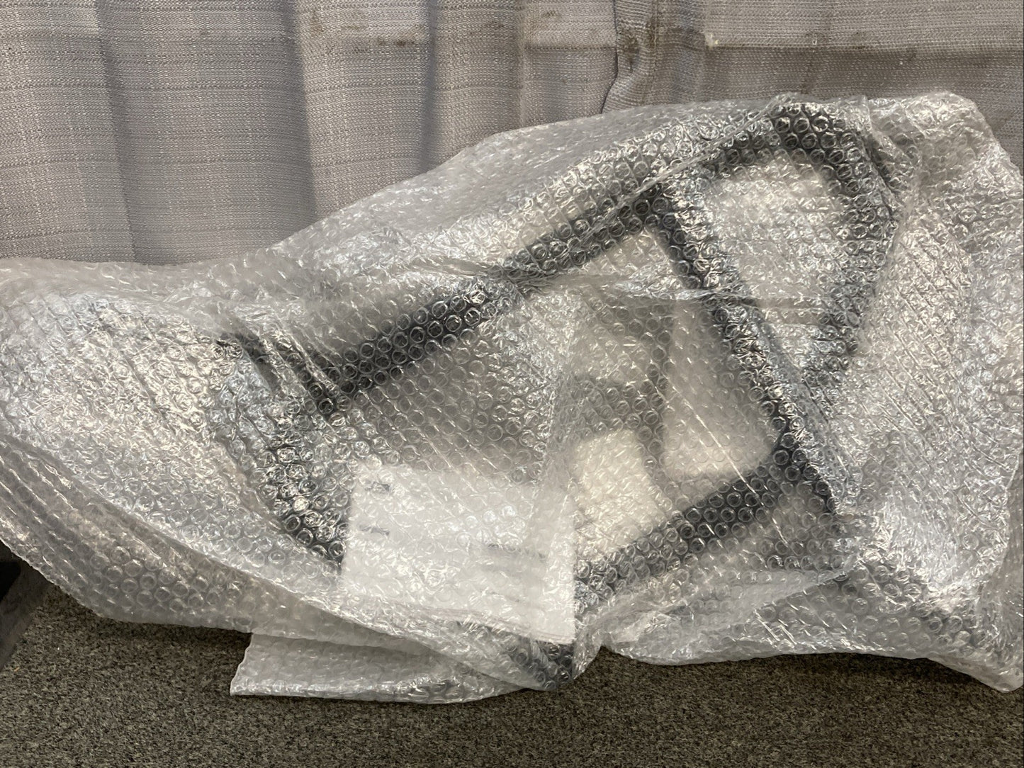 NEW GENUINE SUZUKI 990D0-06GLH-066 SIDE CASE CARRIER FRAME, LH