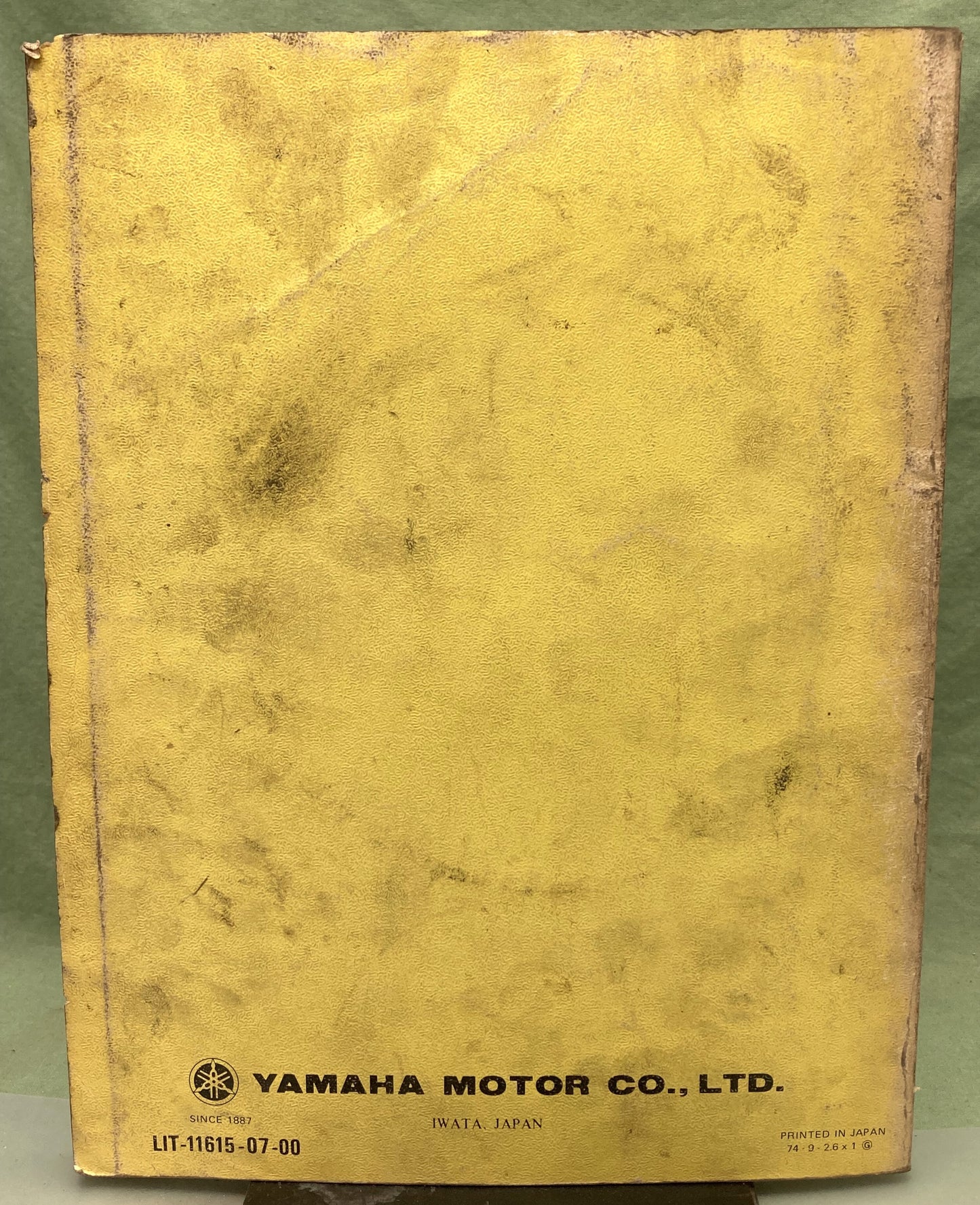 Genuine Yamaha LIT-11615-07-00 RD125B RD200B Service Manual 1974