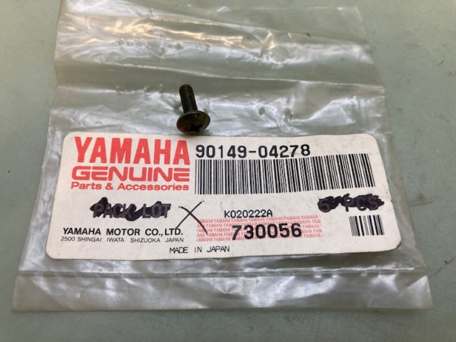 Qty 3 Yamaha 90149-04278 Special Shape Screw New Genuine