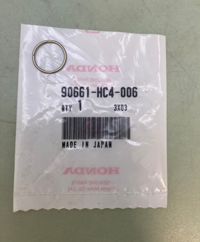 Honda 90661-HC4-006 Piston Clip New Genuine