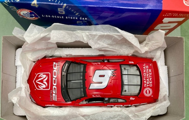 Action Bill Elliott #9 Dodge 2001 Intrepid R/T 1:24 New