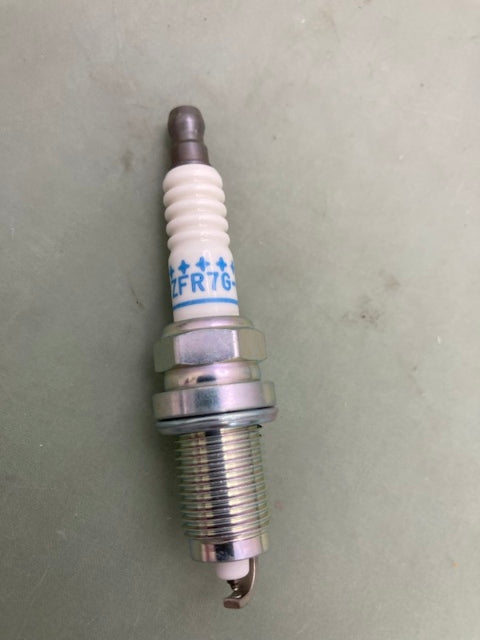 NGK PZFR7G-G Laser Platinum Premium Spark Plug New Genuine