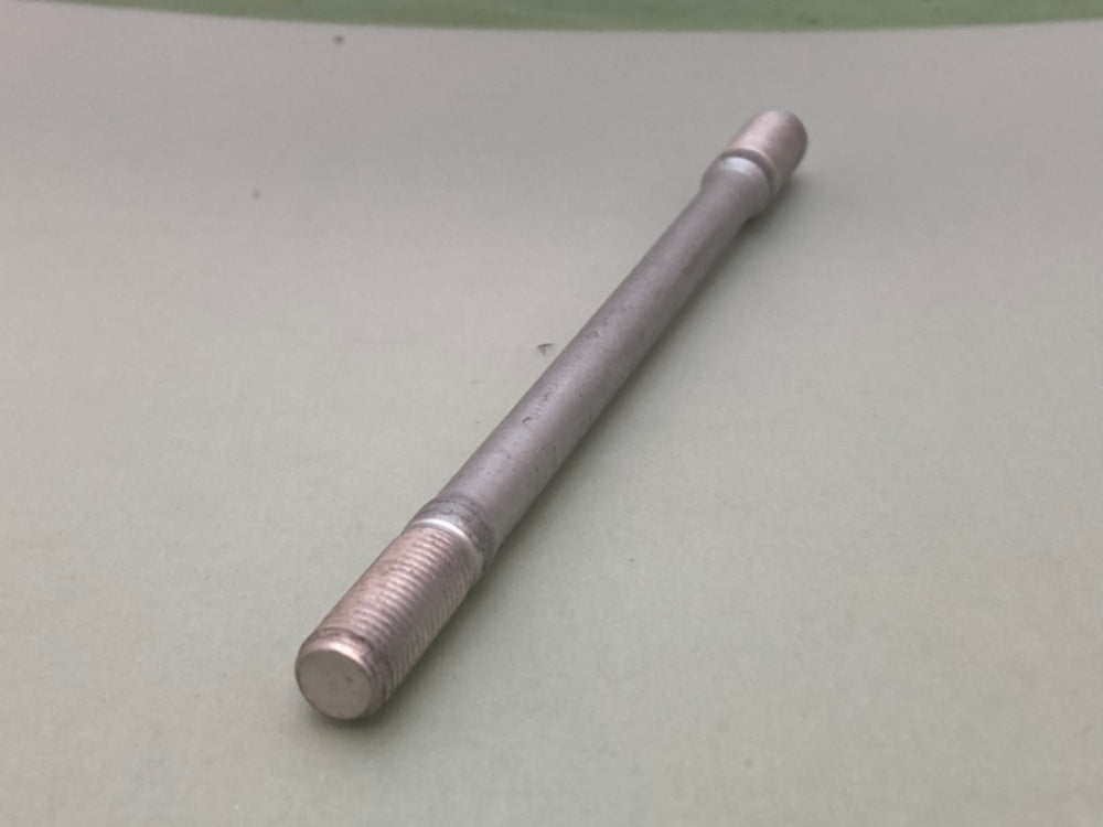 Honda 90031-HP1-670 Stud Bolt New Replaces