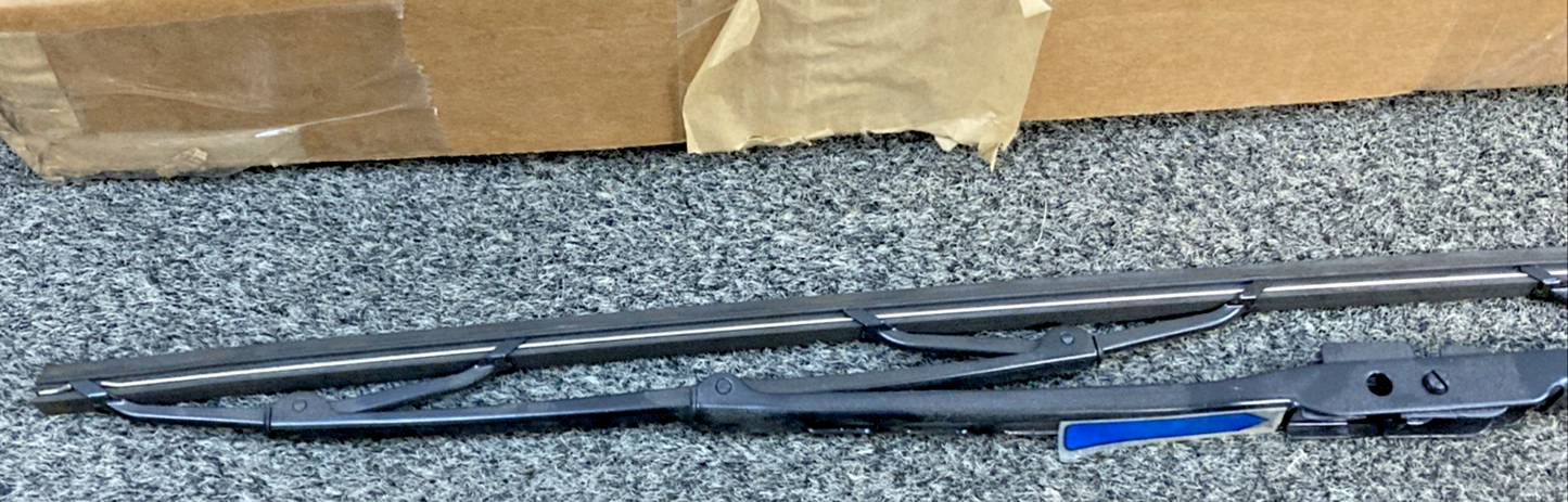 NEW GENUINE BOBCAT 7147359 WIPER BLADE