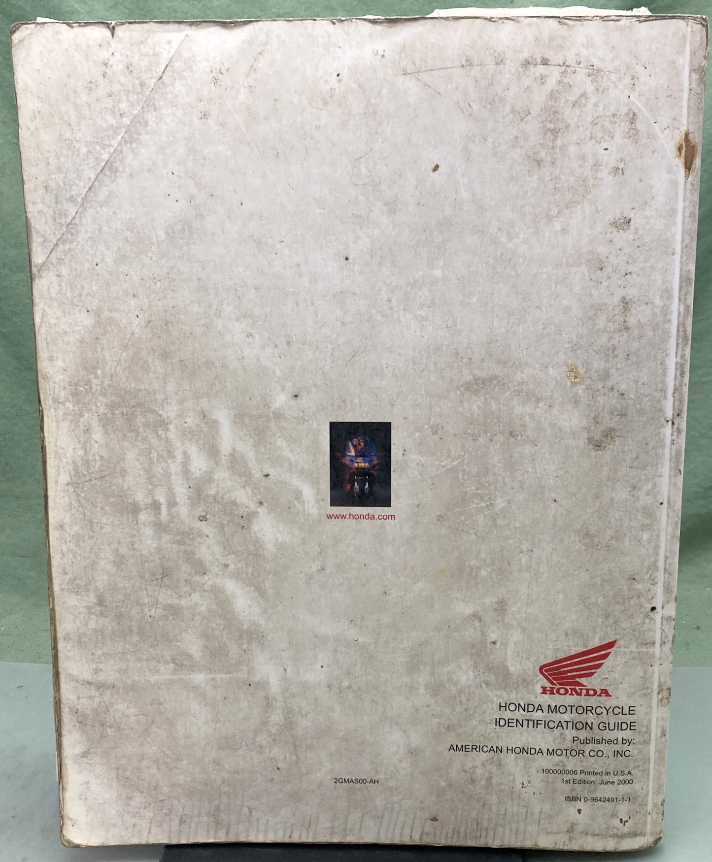 Genuine Honda 2GMAS00-AH Motorcycle Identification Guide 1959-2000