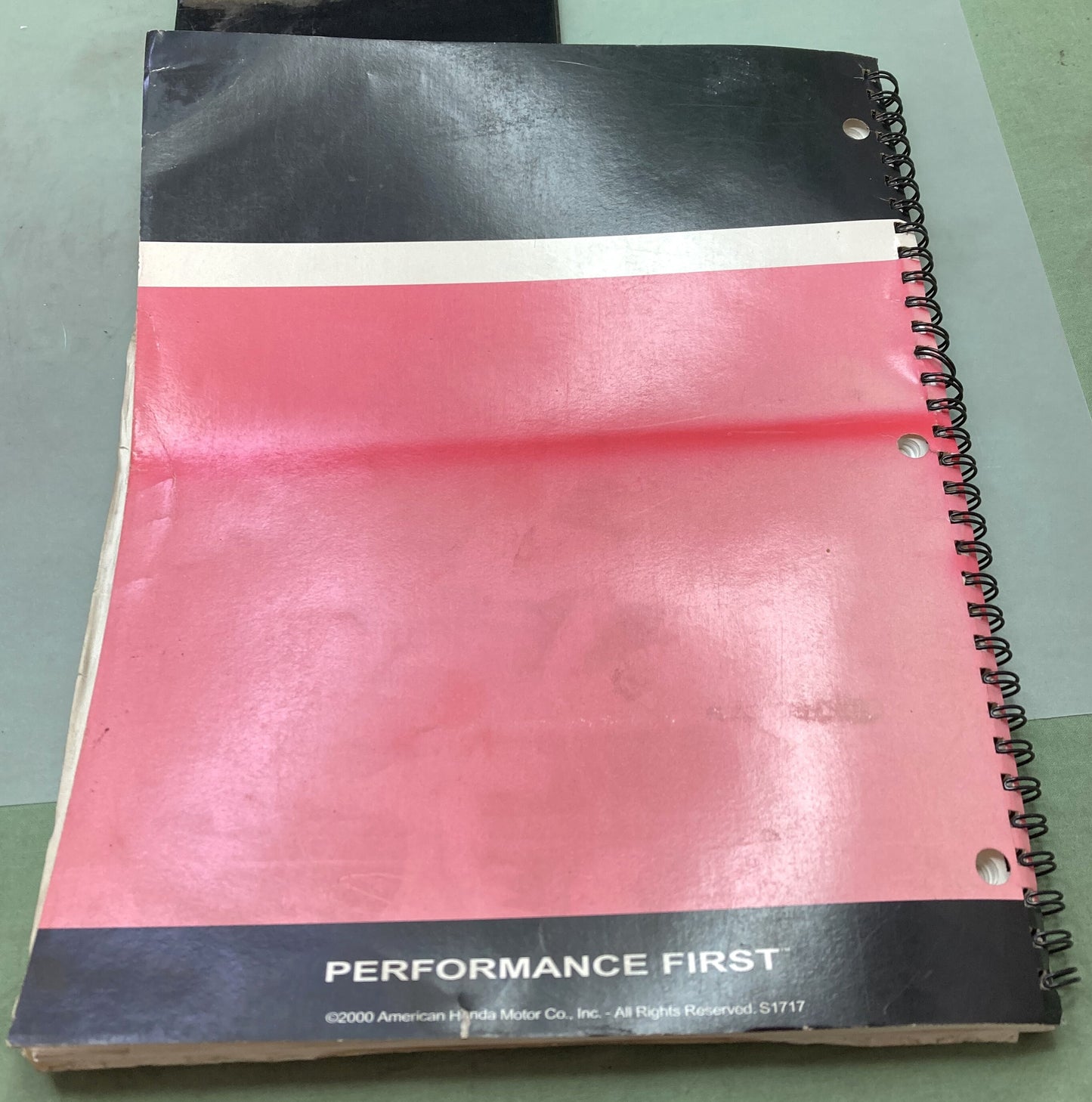 Genuine Honda S1717 Technician's New Model Guide 2001