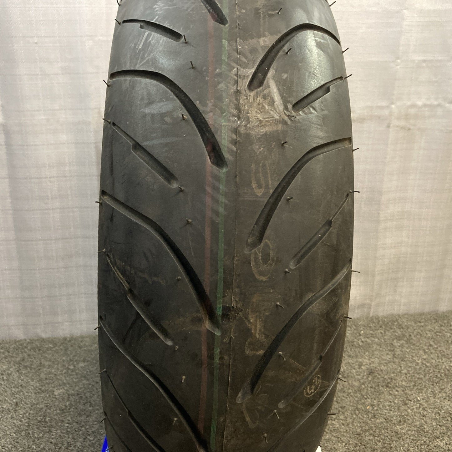 NEW GENUINE BRIDGESTONE HOOP BO2 150/70-13 64S TL REAR MOTORCYCLE TIRE