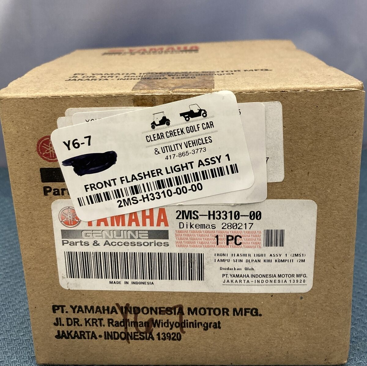 NEW GENIUNE YAMAHA 2MS-H3310-00 Front Flasher Light Assembly 1