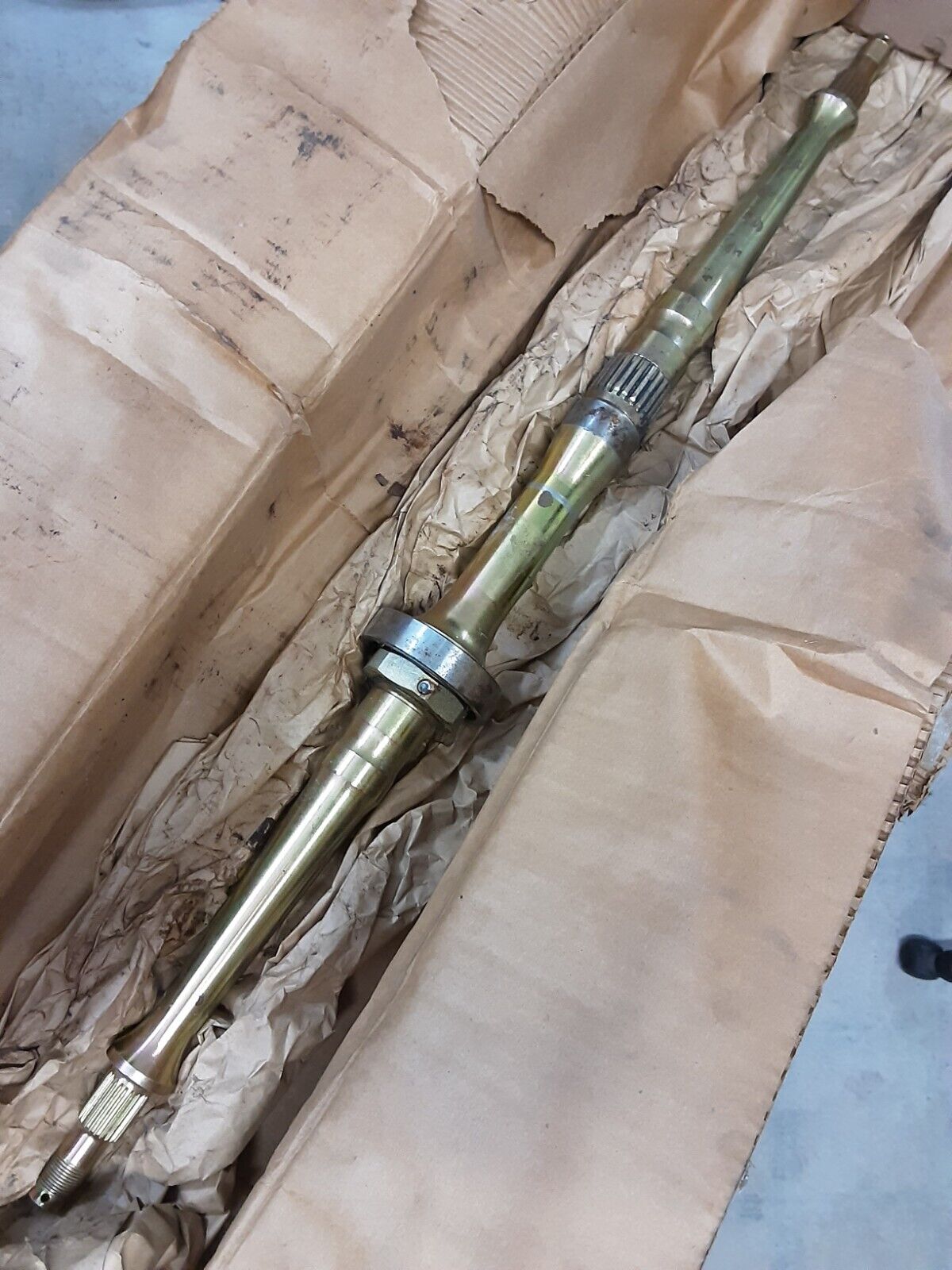 NEW GENUINE HONDA 42311-HM7-A02 SHAFT, RR. AXLE FOREMAN TRX400 TRX450 95-04