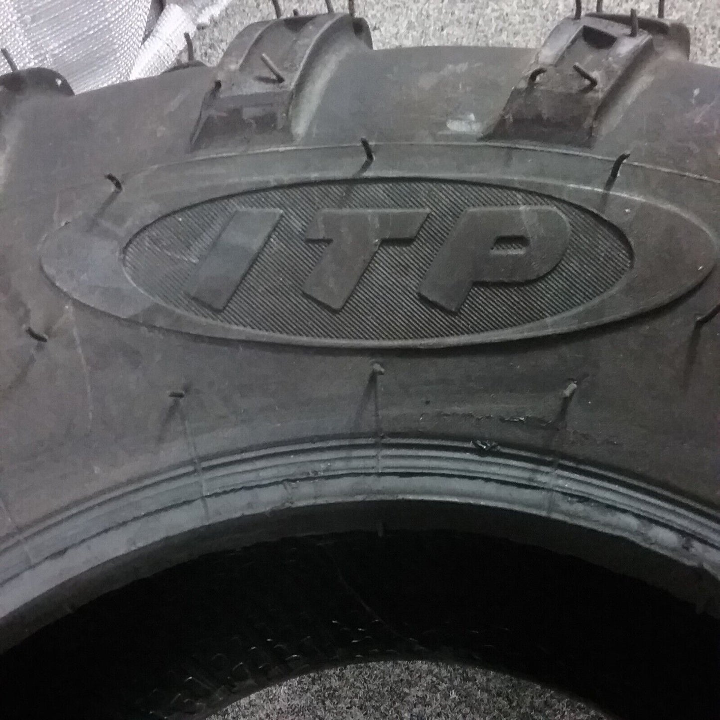 NEW ITP 56A3A8 MUD LITE 22 X 8-10 TUBELESS 6 PLY RATED MAX LOAD 275 LBS.