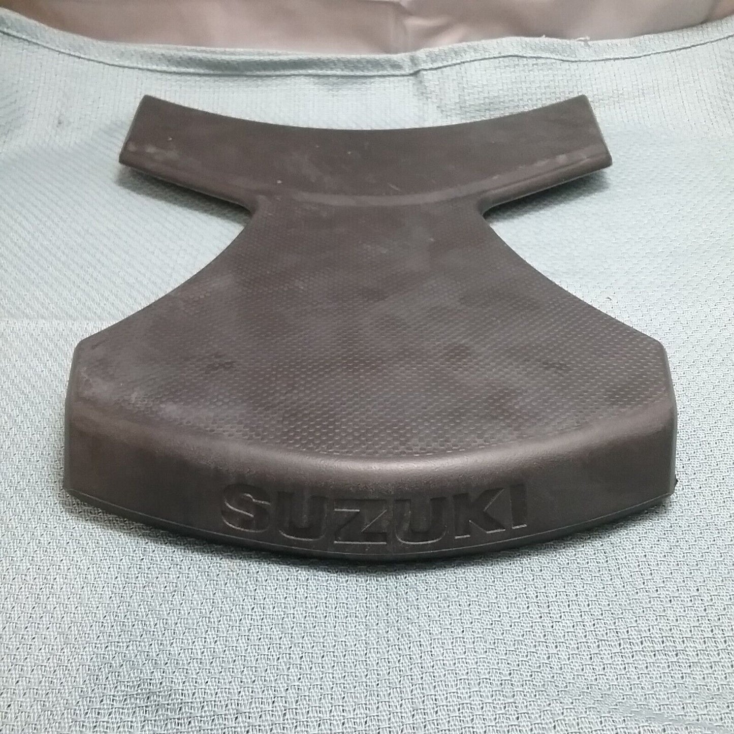 NEW GENUINE SUZUKI 46321-11J00 MAT, SPORT CARRIER