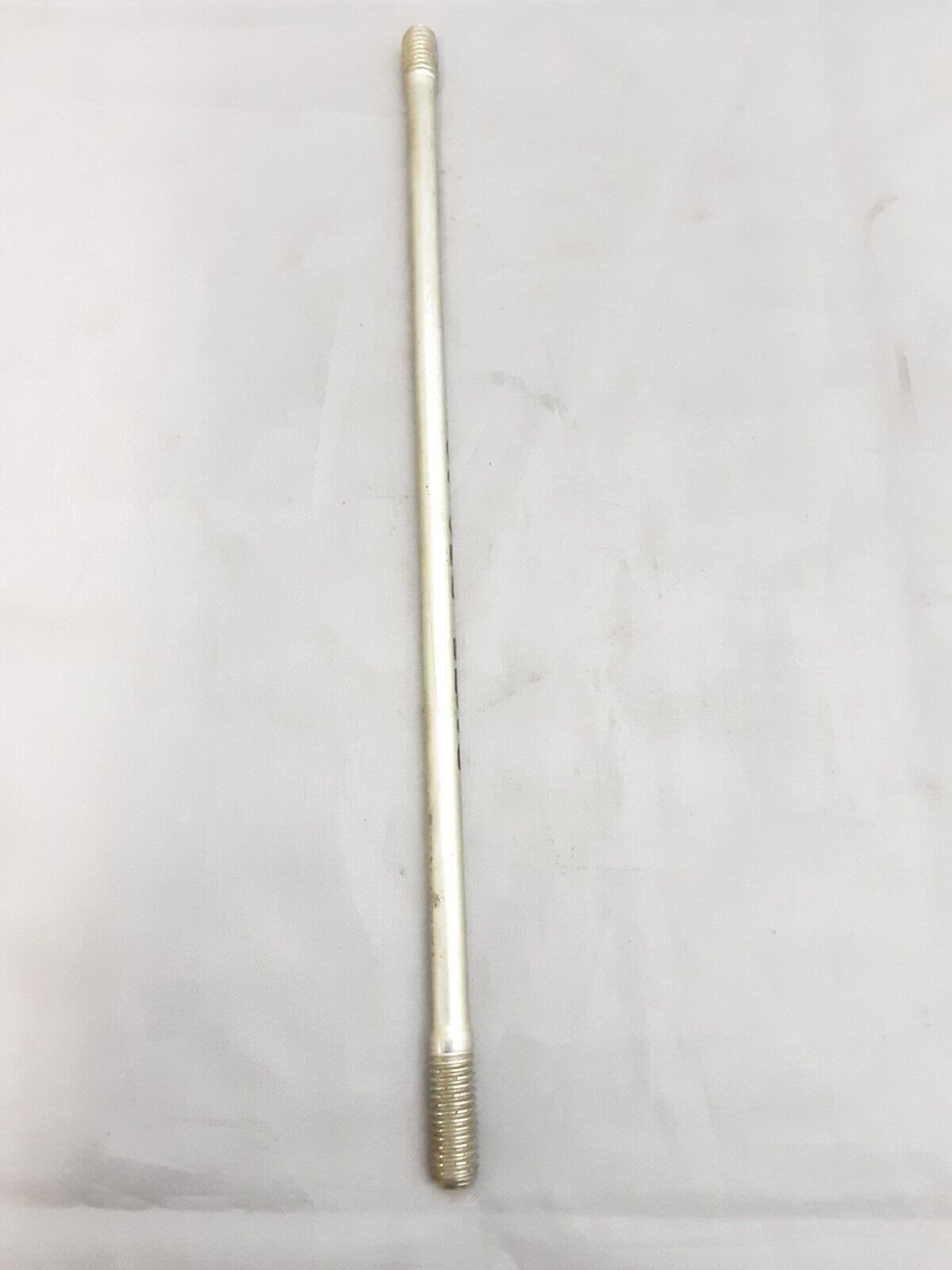 NEW HONDA 90032-230-000 CYLINDER STUD BOLT SS125A CL125A