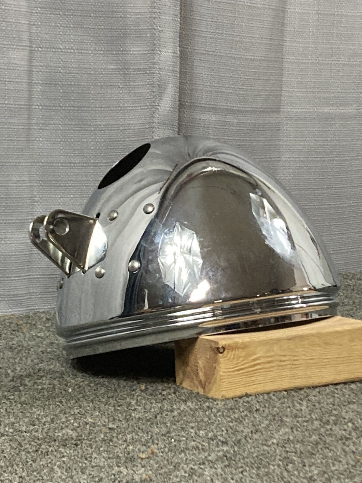 NEW GENUINE VICTORY 2874982-156 HEADLIGHT BUCKET