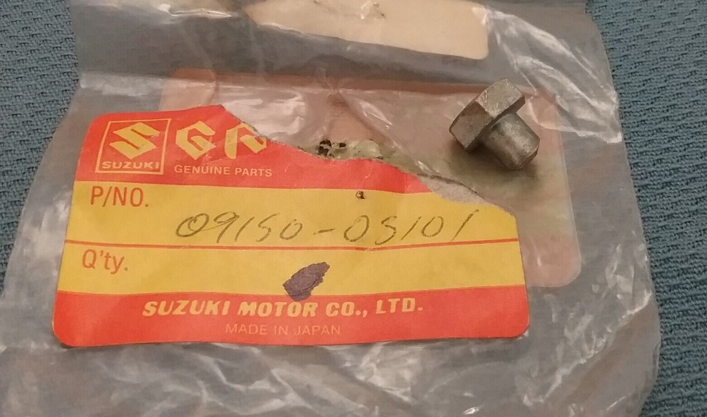 NEW SUZUKI 09150-05101 NUT, FENDER 1968-2021