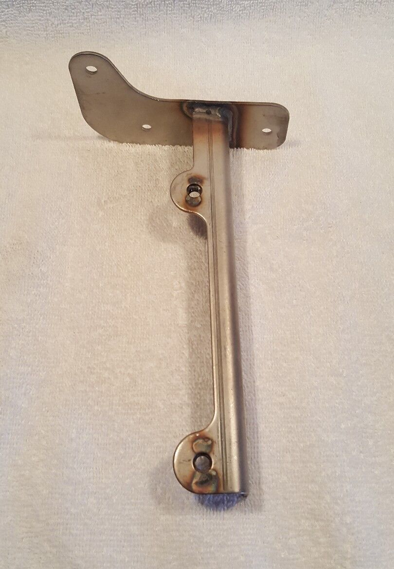 NEW GENUINE KAWASAKI 32052-3702 BRACKET-TANK,OIL JS300 1986-88