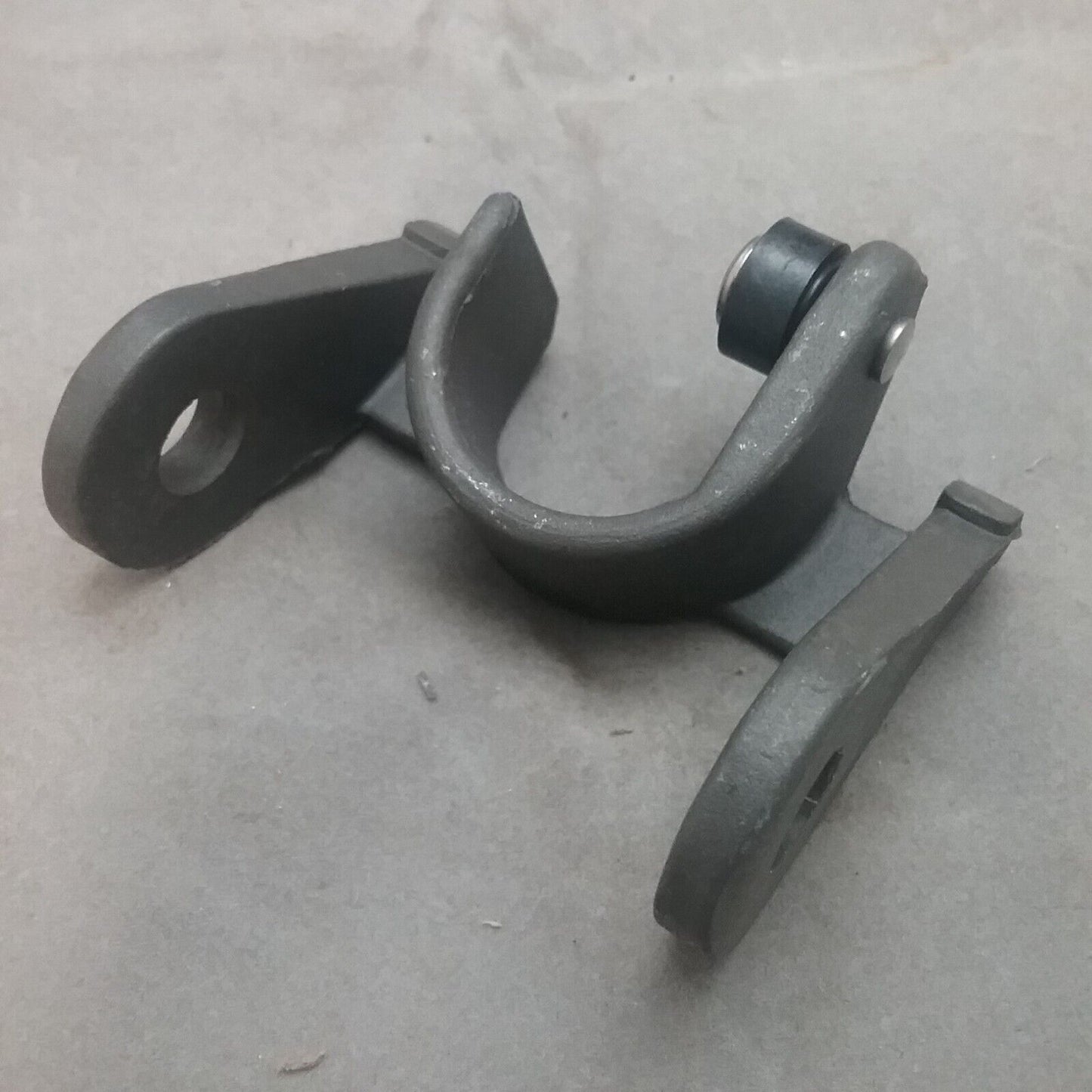 NEW MERCURY 32588A1 REVERSE HOOK ARM MERCRUISER STERNDRIVE STOP ASSEMBLY
