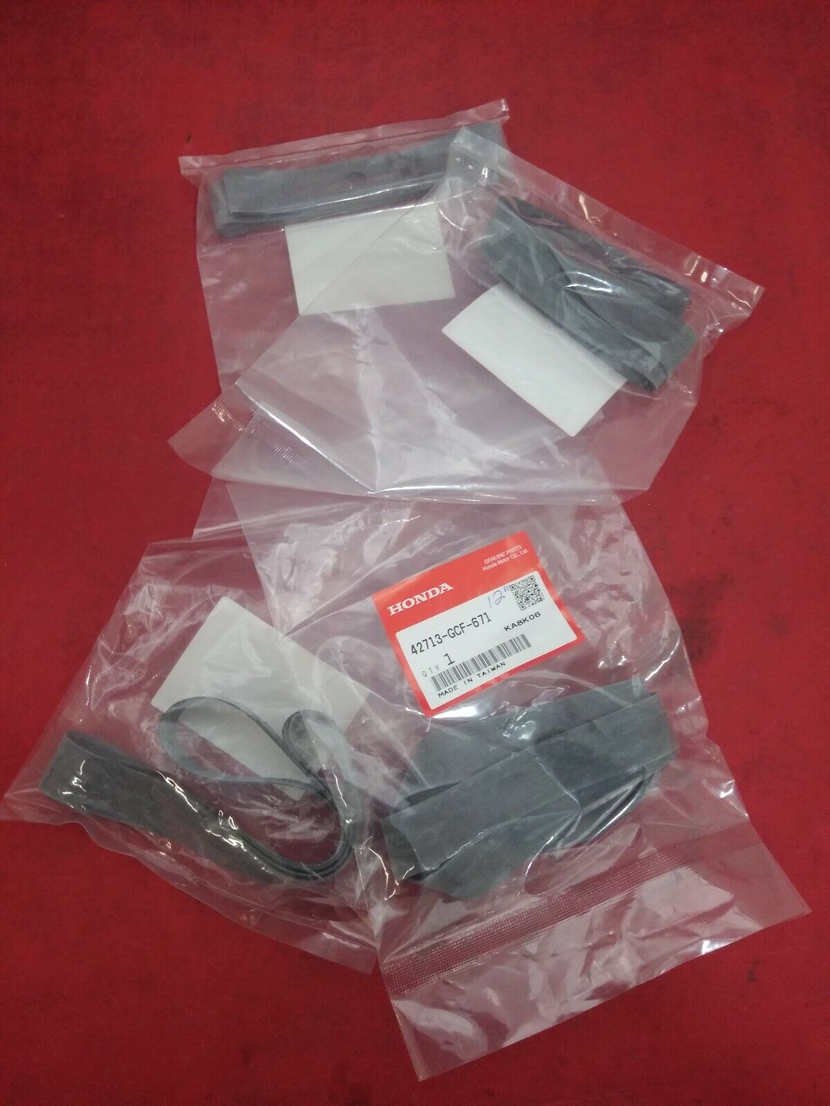 NEW HONDA FLAP / Lot of 4 / 3.00-12 20M / 42713-GCF-671