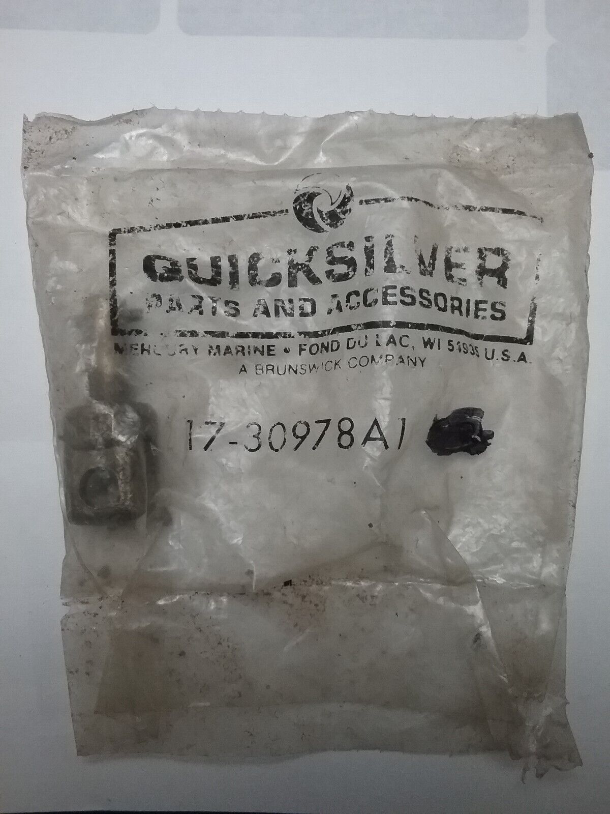NEW QUICKSILVER 17-30978A1 PIN, COWL ASSY MERCURY 35 40 50 60 65 70 80 100HP