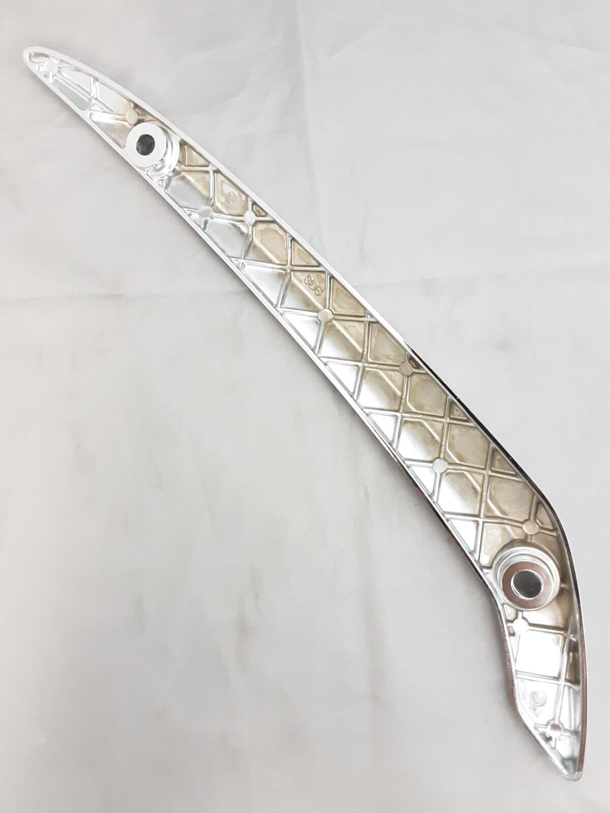 NEW GENUINE YAMAHA 3D8-2164G-20-00 STAY 2 V Star XVS13 Deluxe 2013-17