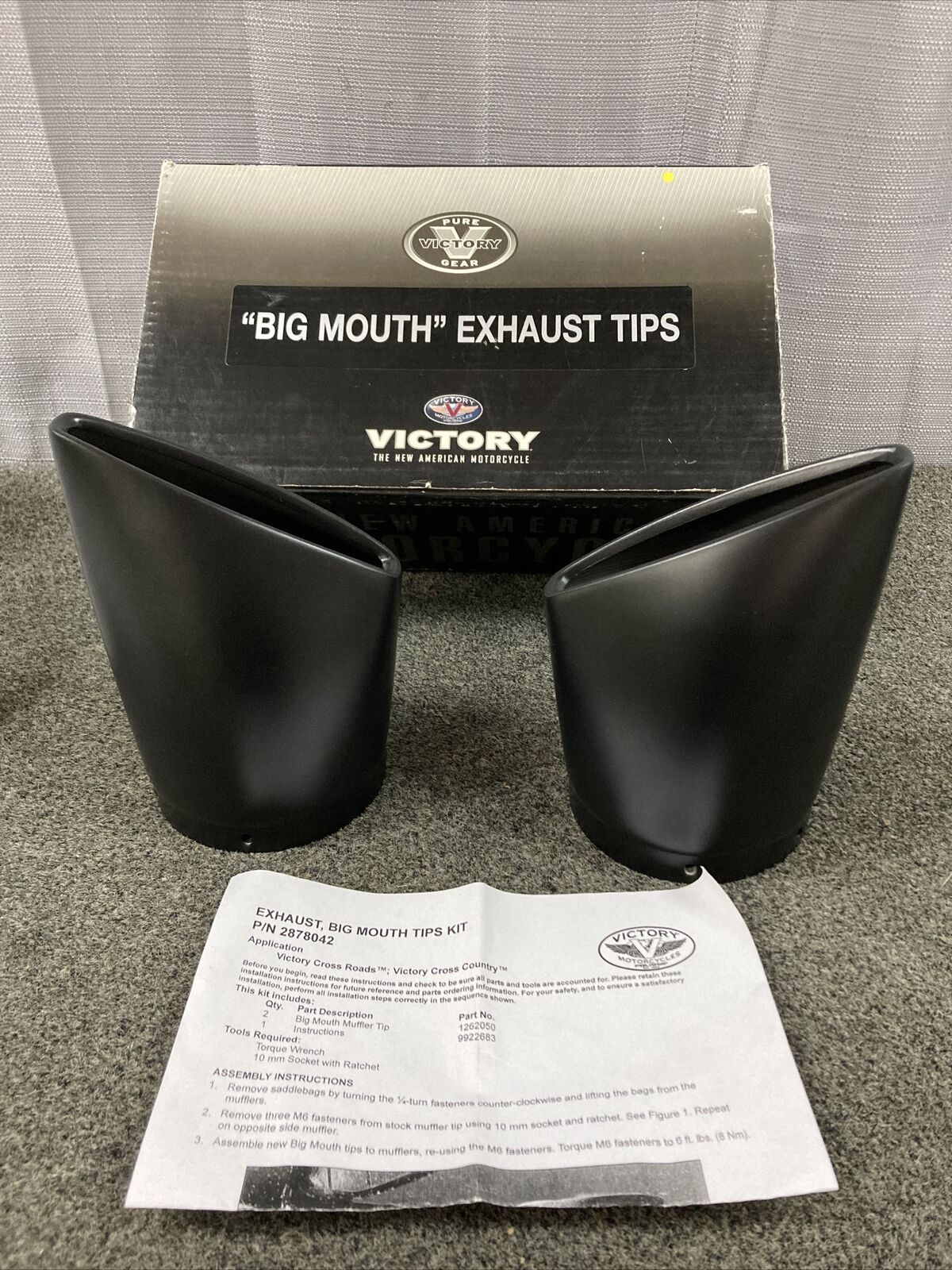 NEW GENUINE VICTORY 2878042-266 BIG MOUTH EXHAUST TIPS - BLACK STANDARD CRUISER