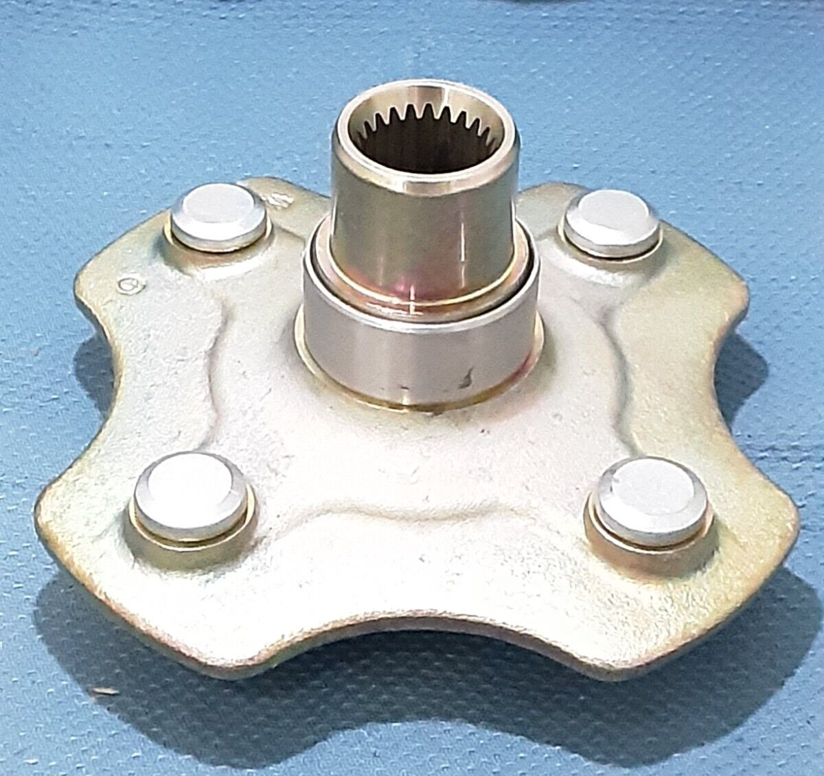 NEW GENUINE HONDA 42500-HA0-680 HUB ASSY, L. RR. BIG RED ATC250 FOURTRAX TRX250