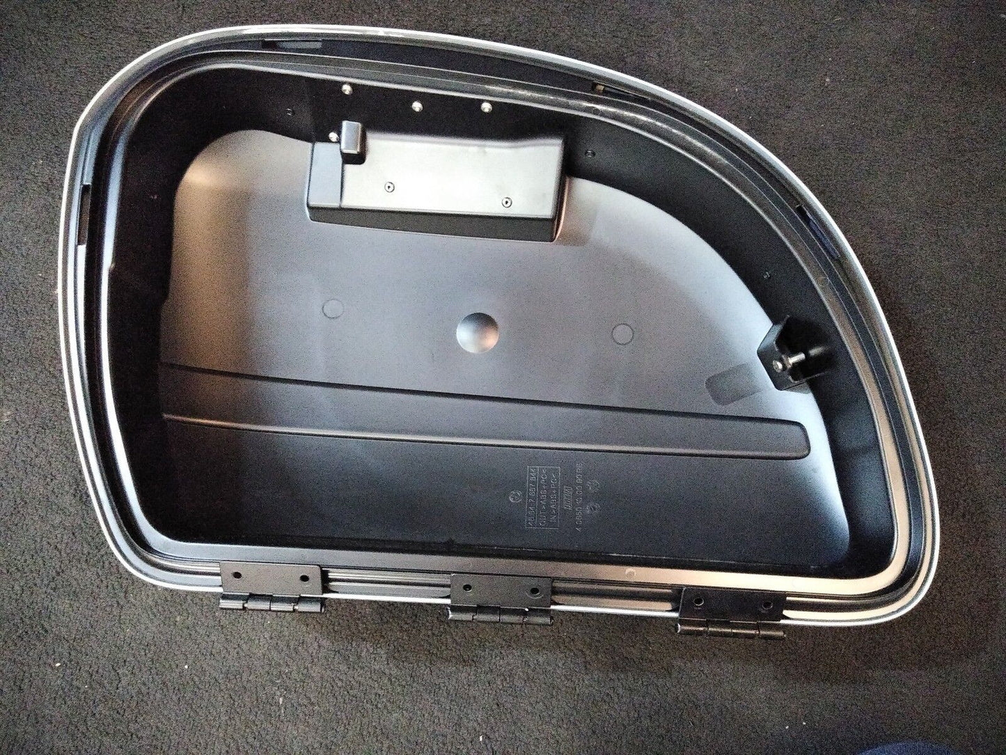 NEW BMW K30 R1200CL Chrome Right Lid / 46547671986