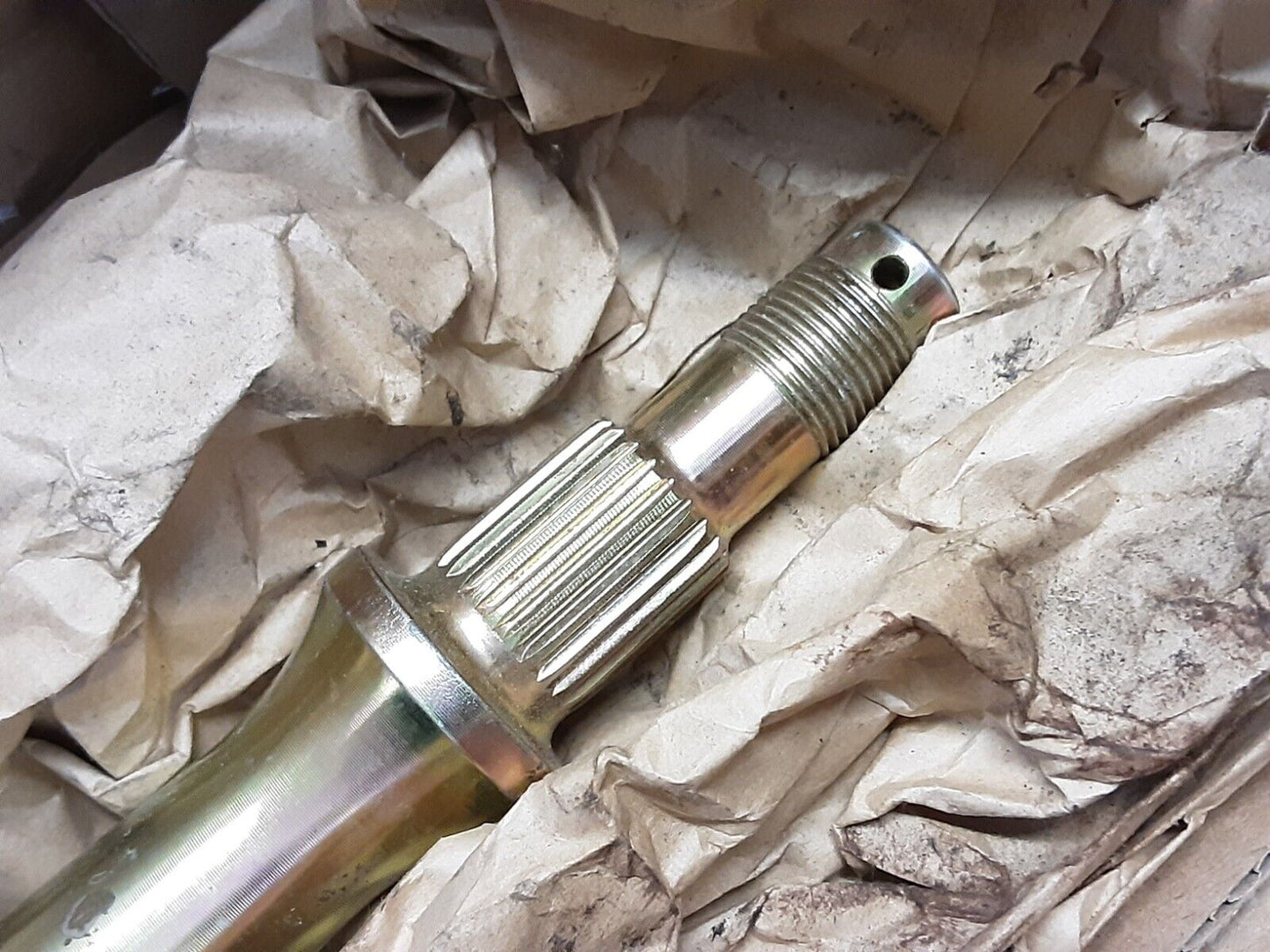 NEW GENUINE HONDA 42311-HM7-A02 SHAFT, RR. AXLE FOREMAN TRX400 TRX450 95-04