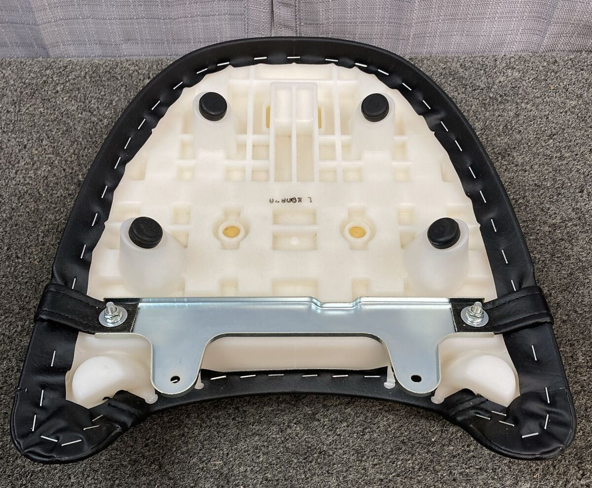 NEW GENUINE SUZUKI 45300-40H00-48H Seat Assembly, Pillion
