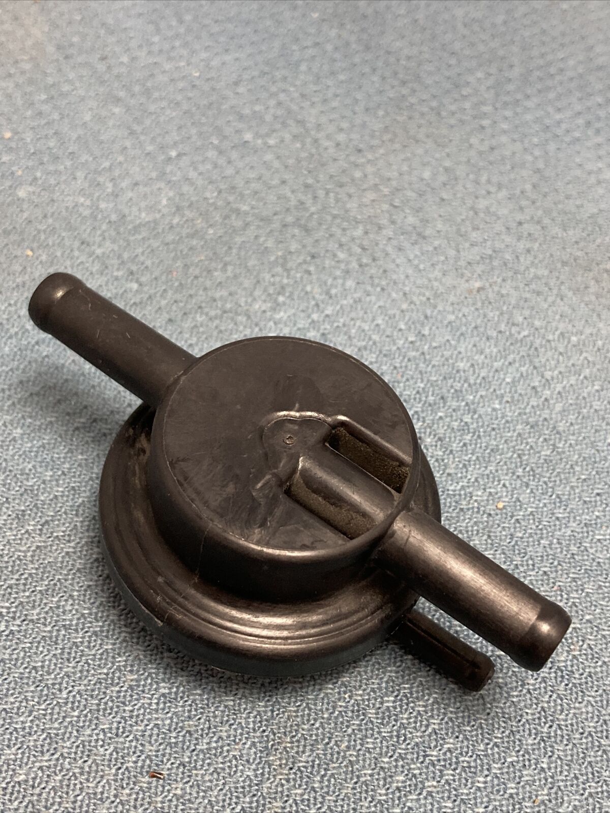 NEW ACDELCO 214-552 VALVE ASSEMBLY, FUEL VAPOR PRESSURE CONTROL GM 17089068