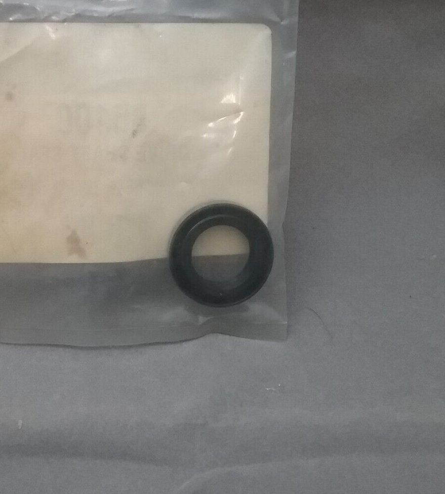 NEW GLM 85100 PROP SHAFT SEAL MERCURY MERCRUISER 20 200HP