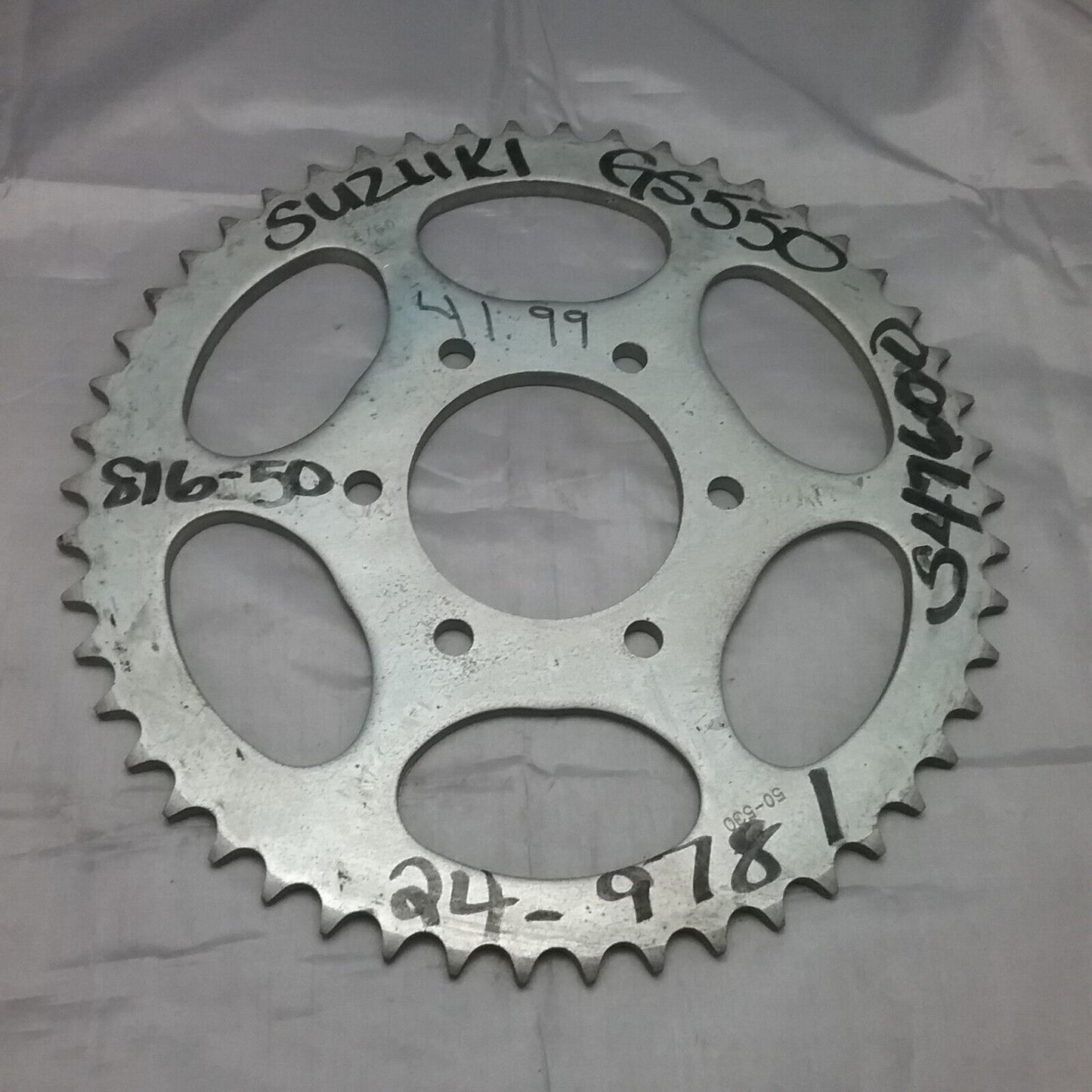 NEW SUNSTAR 47600 / 64511-47600 REAR SPROCKET 50T REPLACES SUZUKI