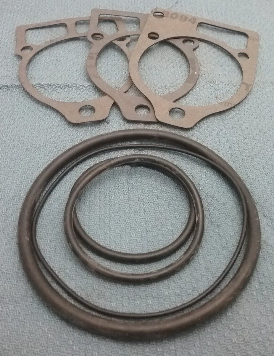 NEW QUICKSILVER 26-55682A1 GEAR HOUSING SEAL KIT MERCURY OUTBOARD 75-175HP