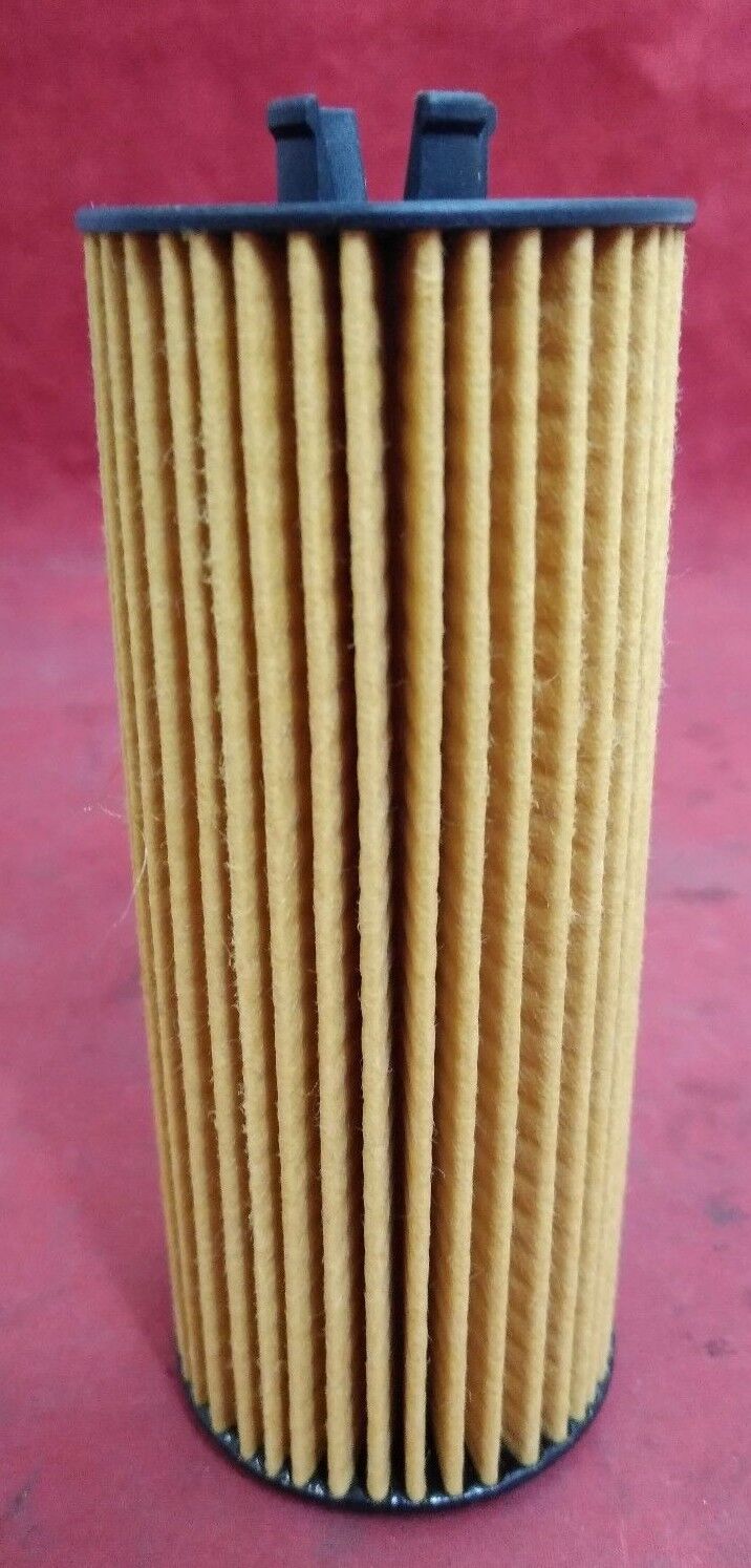 NEW Lot of 3 ProMotive Oil Filter PH6135