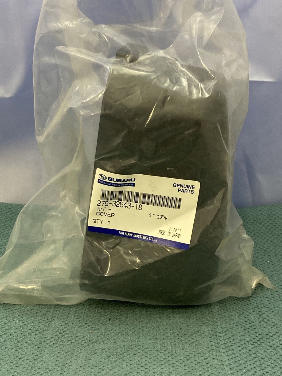 NEW GENUINE SUBARU ROBIN 279-32643-18 AC COVER DUAL ELEMENT NEW STYLE