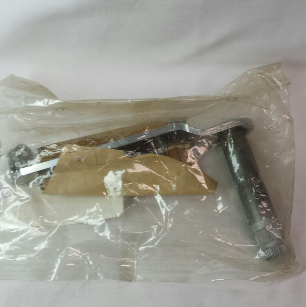 NEW GENUINE YAMAHA 4NK-27211-00 Brake Pedal Royal Star, Venture, XVZ1300TF