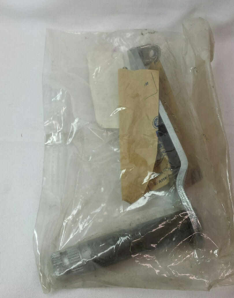 NEW GENUINE YAMAHA 4NK-27211-00 Brake Pedal Royal Star, Venture, XVZ1300TF