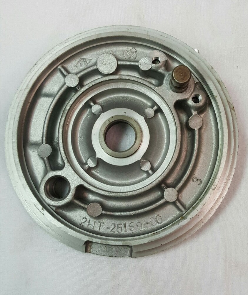 NEW GENUINE YAMAHA 1MT-25150-00 Brake Plate Assembly 2 1986-1987 MOTO-4