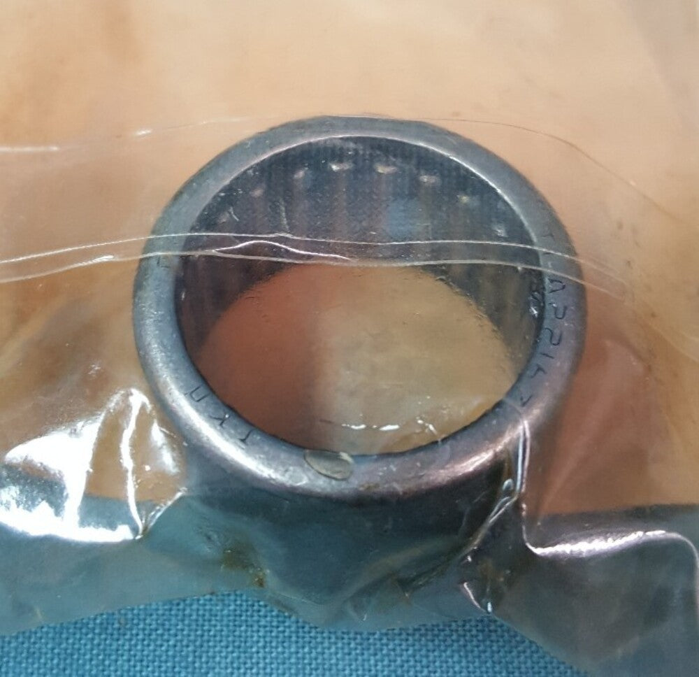 NEW GENUINE YAMAHA 93317-22263 BEARING, CYLINDRICAL YZ125 YZ250 Motocross YZ490