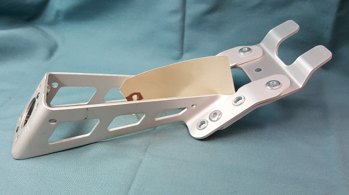 NEW GENUINE YAMAHA 13S-21640-00 REAR STAY COMP. R6 YZFR6 2008-16