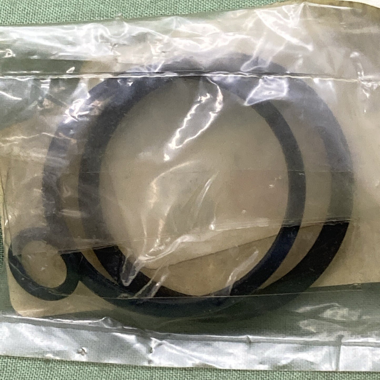 NEW GENUINE YAMAHA 1UY-W0047-50 CALIPER SEAL KIT Banshee YFZ350 WARRIOR YFM350