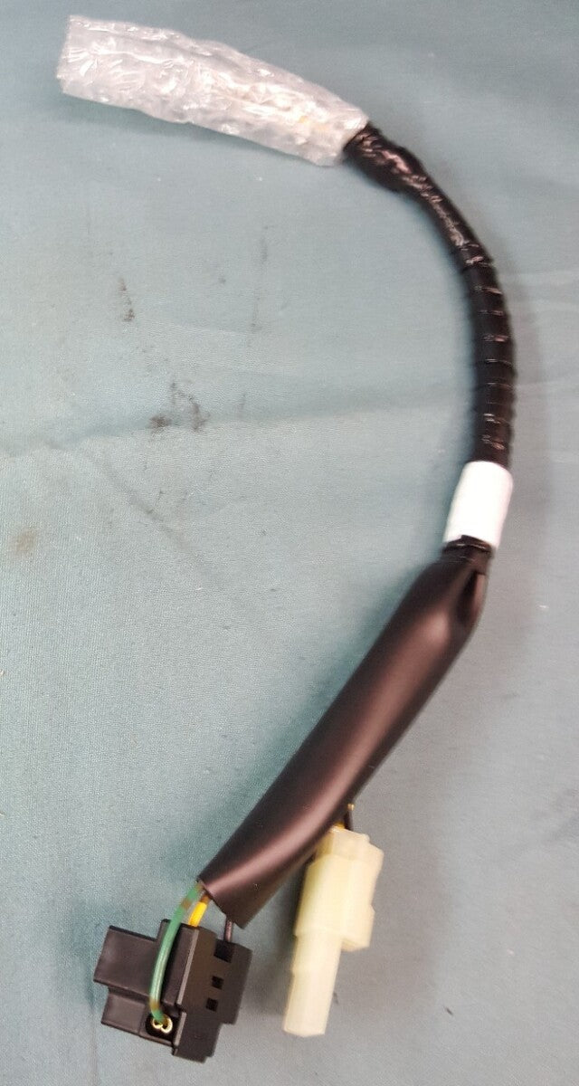 NEW GENUINE YAMAHA 90891-30095-00 MT09 HEADLIGHT SUB LEAD KIT