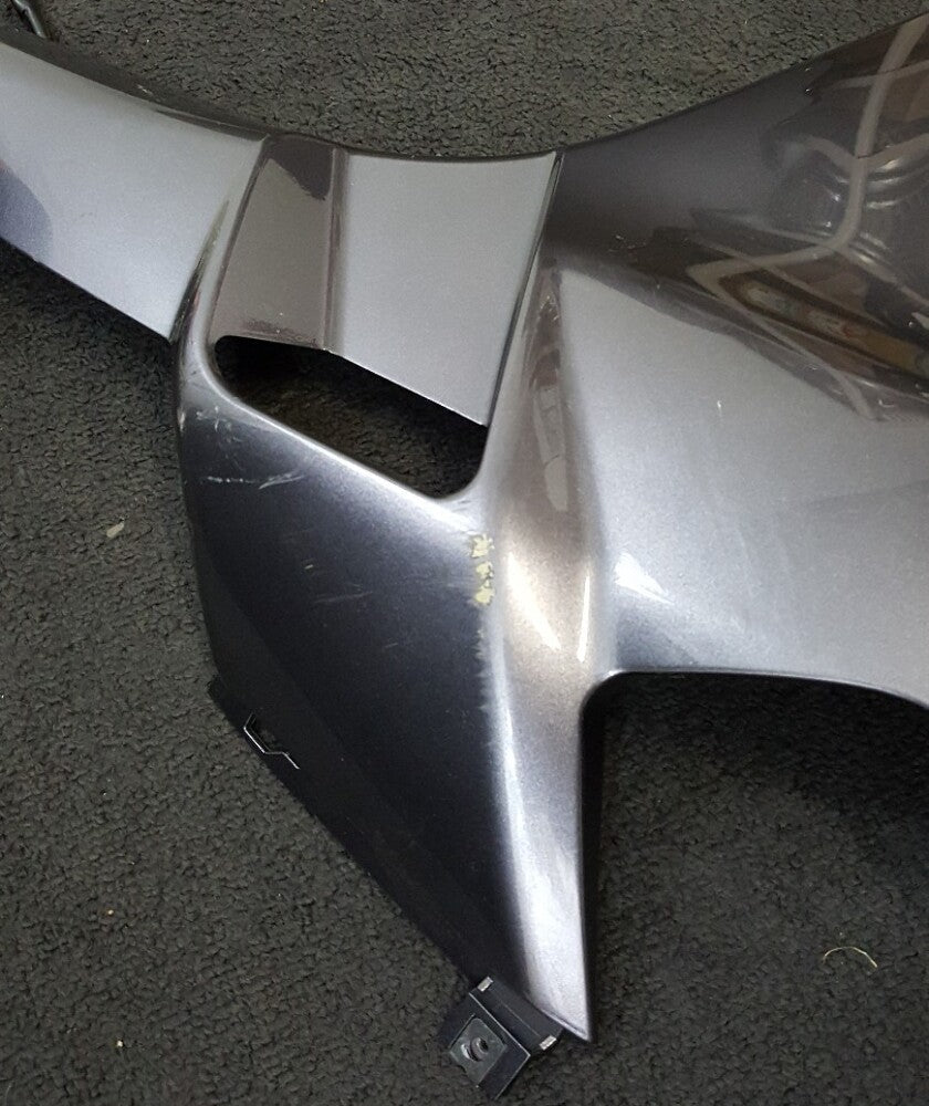 USED GENUINE YAMAHA 2C0-28395-00 YZF R6 Right Lower Mid Fairing Cowl Silver
