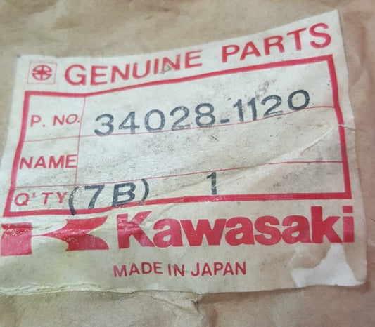 NEW GENUINE KAWASAKI 34028-1120 STEP,FR,RH Ninja ZX1000 ZX600 ZX900