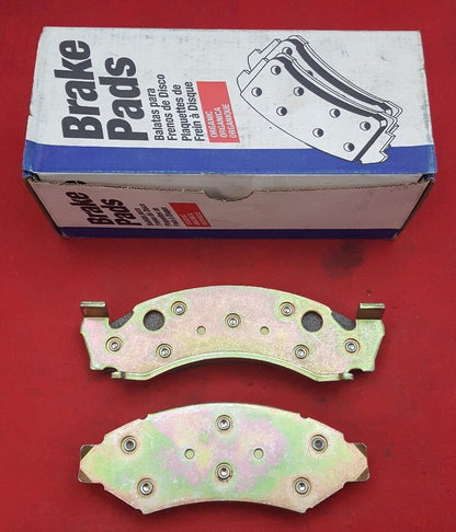 NOS ROAD TUFF PD50 Brake Pads Semi-Metallic
