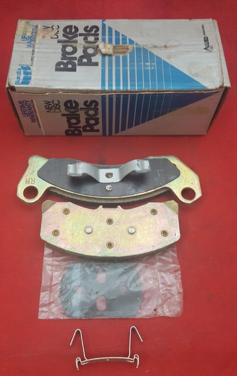 NOS Bendix D150 LT 22 Metallic II Disc Brake Pad Front