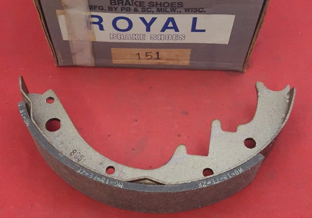 NOS Grizzly Royal 151 Relined Brake Shoes 3208961