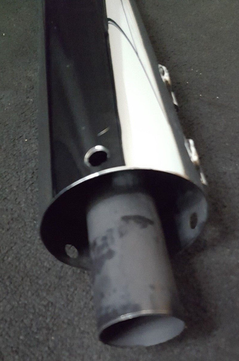 NEW Harley Davidson 66080-06A Right Muffler Catalyst, Chrome, '09-'16 touring