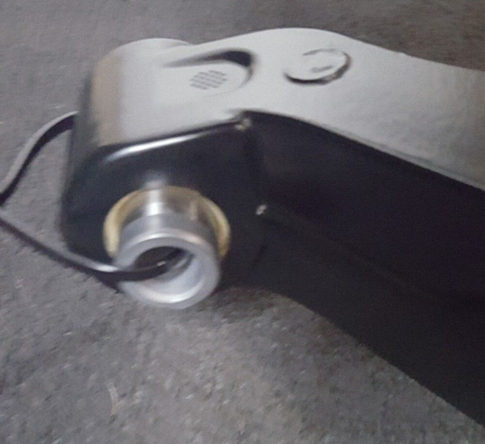 NEW BMW 33178535865 REAR WHEEL FORK ARM SCHWARZ