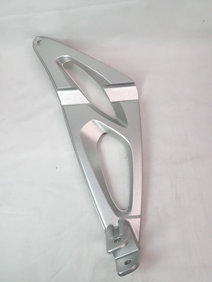 NEW BMW 46717660169 LEFT REAR FOOTREST HOLDER SIVER K1200 2003-08